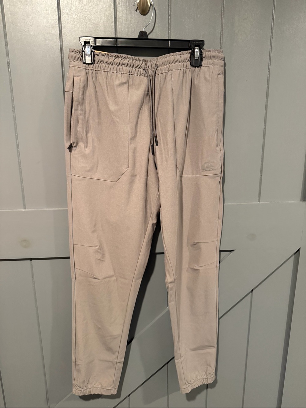 Quiksilver Men's Athletic Jogger Pants (DryFlight Technology) Size M